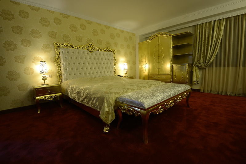 Hotel Gold สโกเปีย ภายนอก รูปภาพ
